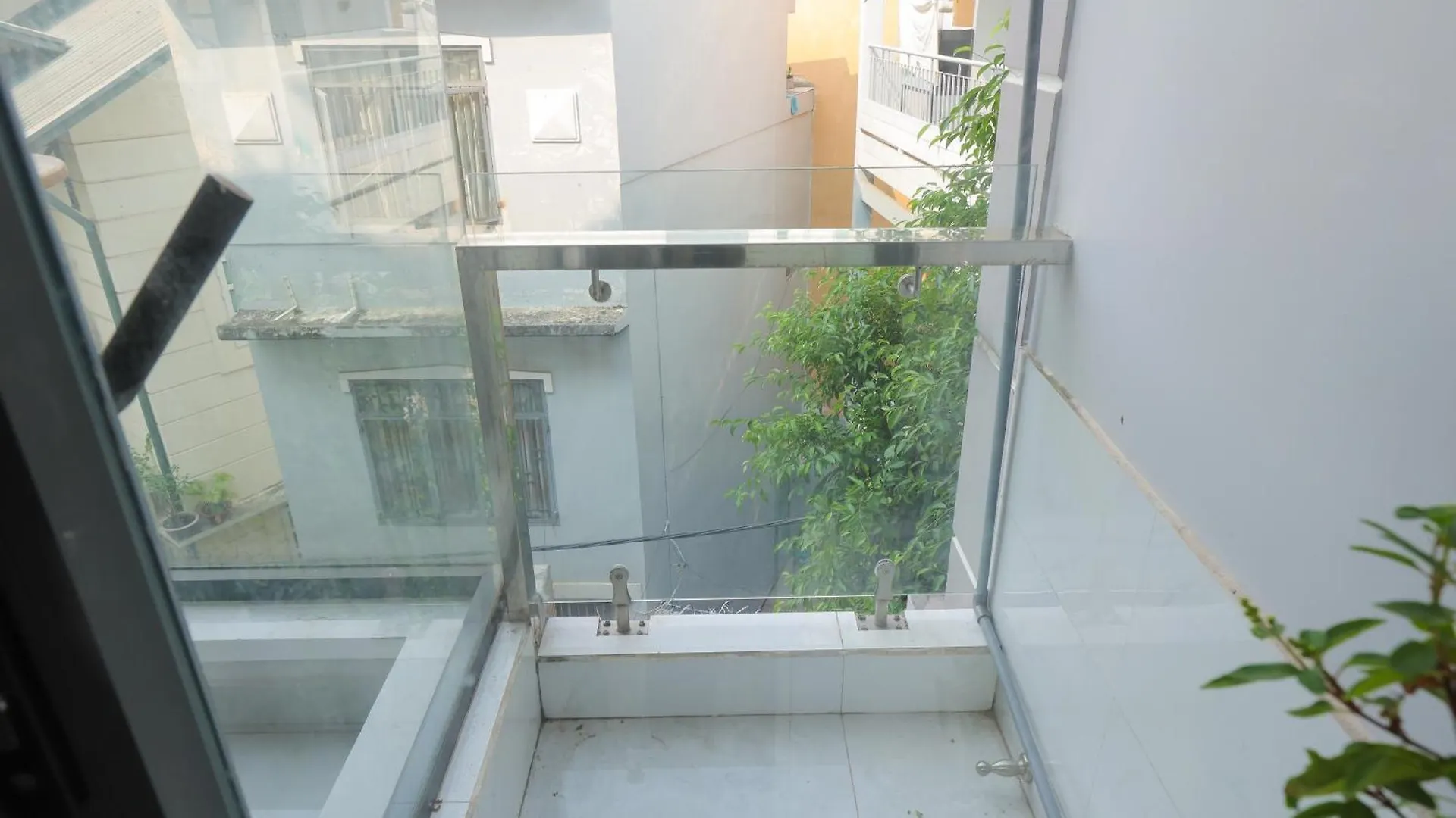 Cozy Studio In Phu Nhuan District Near District 1 Ho Chi Minh City